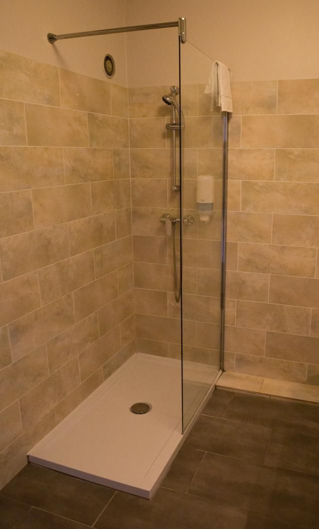 Hôtel Albion - Bathroom