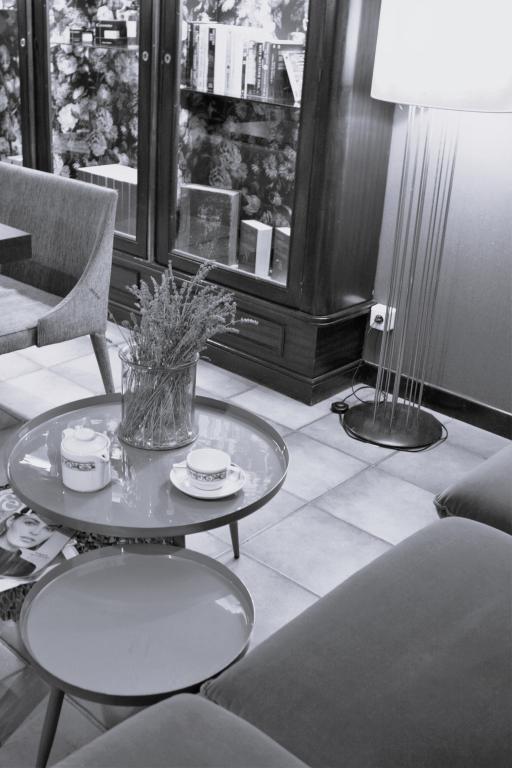 Hôtel Albion - Hotel