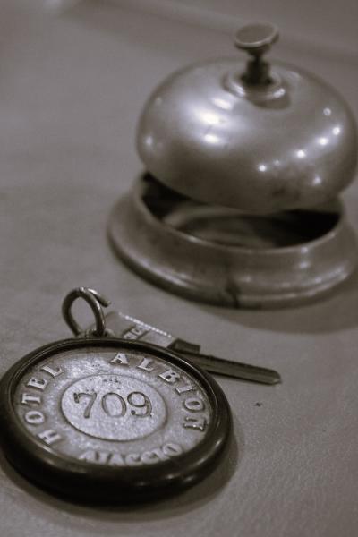 Hôtel Albion - Hotel